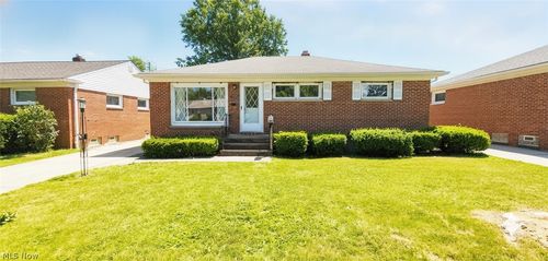 1713 Empire Rd, Wickliffe, OH, 44092-1134 | Card Image