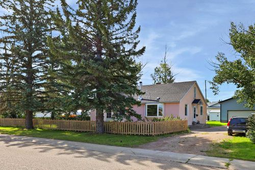 339 3 Street, Irricana, AB, T0M1B0 | Card Image