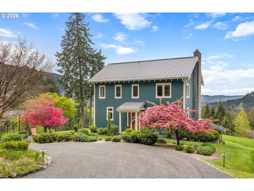 172 Upper Lakeview Rd, White Salmon, WA, 98672-8103 | Card Image