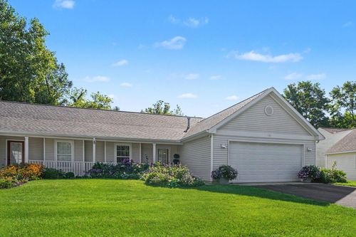 124 Depot Hill Ct, Allegan, MI, 49010-1177 | Card Image