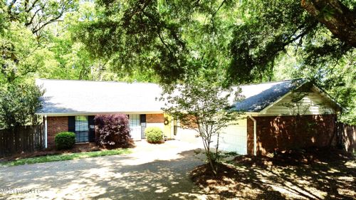 103 Woodmoor Cv, Clinton, MS, 39056-4155 | Card Image