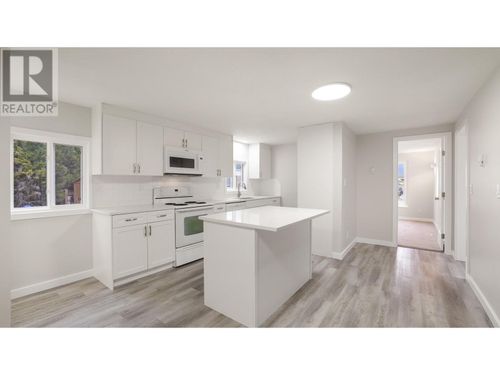 26-4775 Wood Lane W, Windermere, BC, V0B2L2 | Card Image