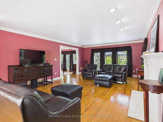 4 Eastwood Cres, House other with 3 bedrooms, 3 bathrooms and 4 parking in Tiverton ON | Image 7