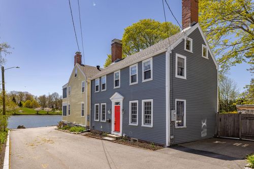 69 Wentworth St, Portsmouth, NH, 03801-4514 | Card Image