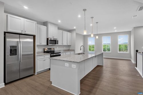 1B Pireus Row, CHARLOTTESVILLE, VA, 22901 | Card Image