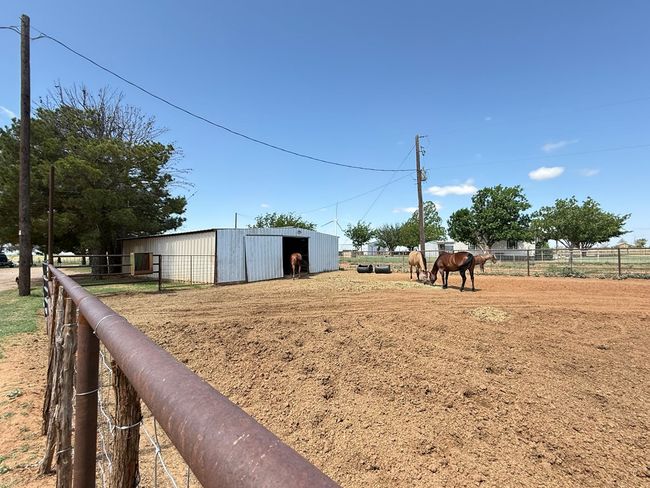 447 W Fm 1606, House other with 3 bedrooms, 2 bathrooms and 2 parking in Ira TX | Image 56