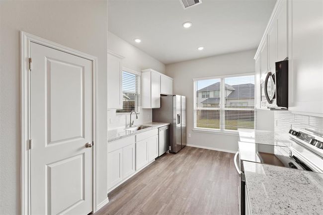 2116 Cedar Bend Dr, House other with 3 bedrooms, 3 bathrooms and 2 parking in Conroe TX | Image 9