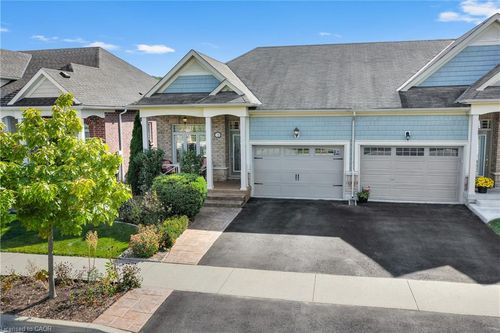 78 Angela Cres, Saint Davids, ON, L0S1J1 | Card Image