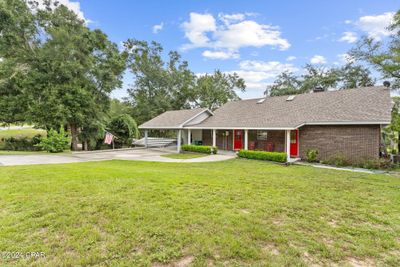 3915 Country Club Boulevard, House other with 4 bedrooms, 2 bathrooms and null parking in Chipley FL | Image 1