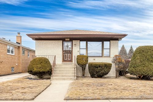 1102 Lucas St, Calumet City, IL, 60409-2408 | Card Image
