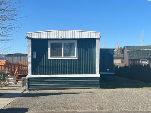 501-207 N 68th Ave, West Richland, WA, 99353-9766 | Card Image