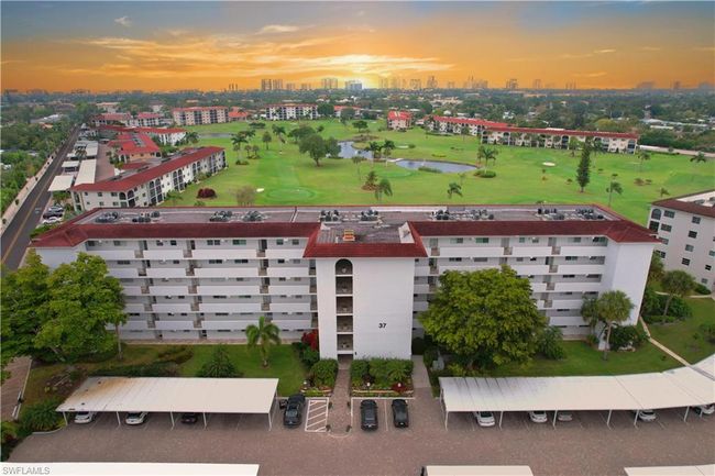 APT-209 - 37 High Point Cir E, Condo with 2 bedrooms, 2 bathrooms and 1 parking in NAPLES FL | Image 27