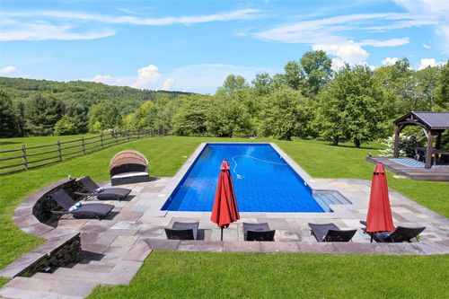 281 Hubert Rd, Jeffersonville, NY, 12748-6116 | Card Image