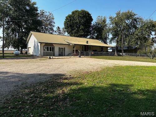699 State Highway V, Sturdivant, MO, 63782-8111 | Card Image