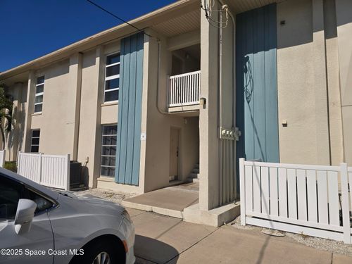 b8-250 N Banana River Dr, MERRITT ISLAND, FL, 32952-2500 | Card Image