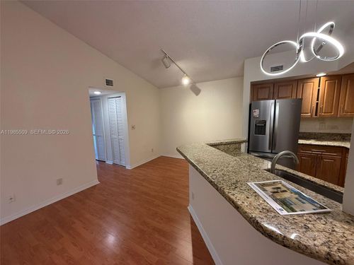 apt-1527-731 Vista Isles Dr, Plantation, FL, 33325-6127 | Card Image