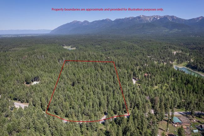 Secluded, paved road, easy access to outdoor adventures | Image 34