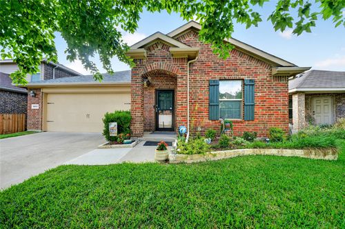 2011 Crosby Dr, Forney, TX, 75126-5167 | Card Image