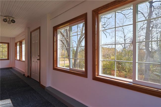 Porch | Image 12