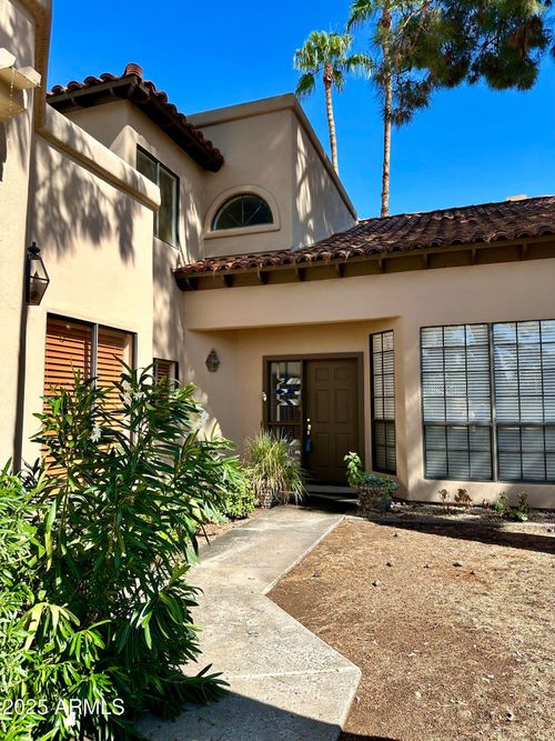 11631 N 41st St, Phoenix, AZ, 85028-2200 | Card Image