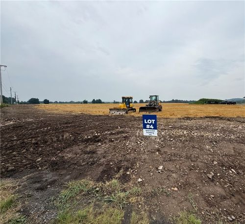 4 Taylor Rd, Honeoye Falls, NY, 14472-9732 | Card Image