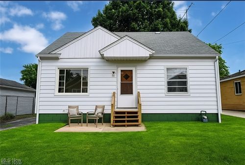 41 W Woodsdale Ave, Akron, OH, 44301-2840 | Card Image