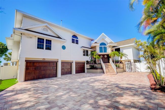 5913 Bali Way N, House other with 5 bedrooms, 3 bathrooms and null parking in St Pete Beach FL | Image 88