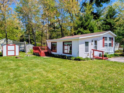 35-113 Wood Haven Dr, Wisconsin Dells, WI, 53965-8391 | Card Image