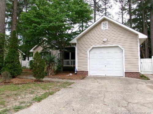 429 Oakgrove Dr, Fayetteville, NC, 28314-1747 | Card Image