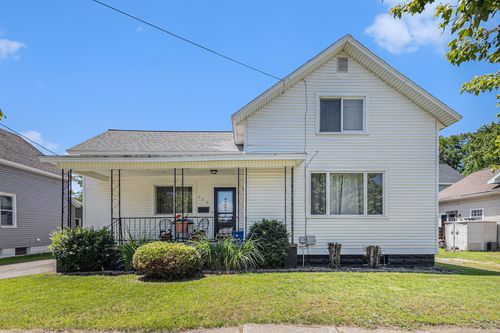 706 Ramsdell St, Manistee, MI, 49660-3023 | Card Image