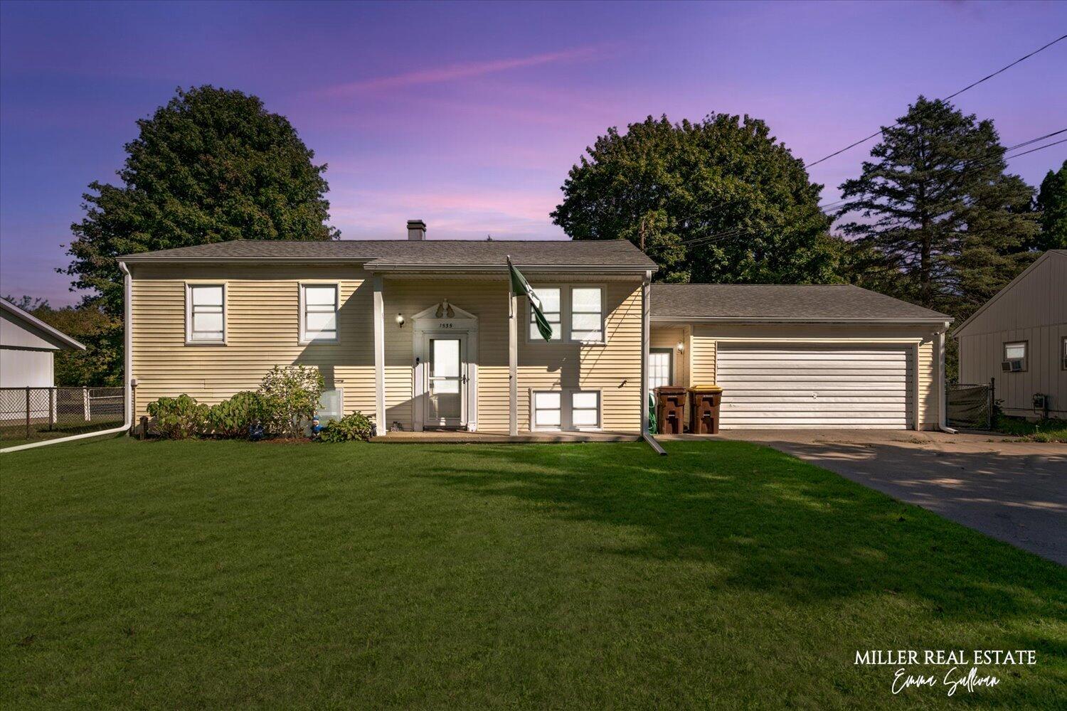 Michigan Ave, Hastings, MI 49058