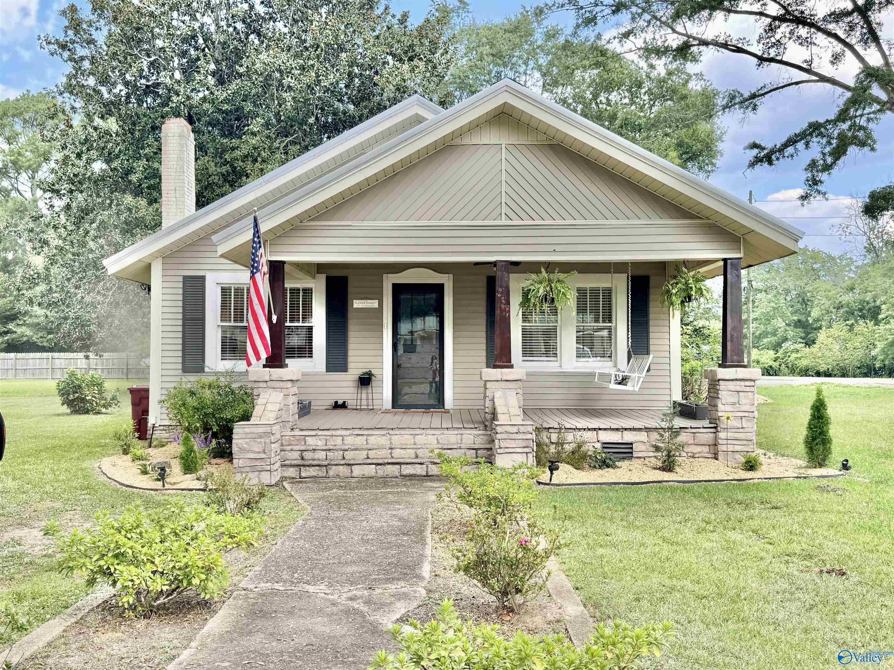 5th Ave, Hamilton, AL 35570
