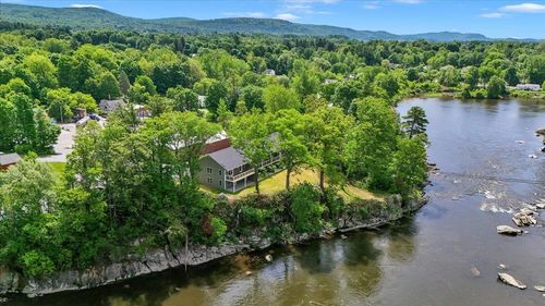 7-7 River St, Milton, VT, 05468-3953 | Card Image