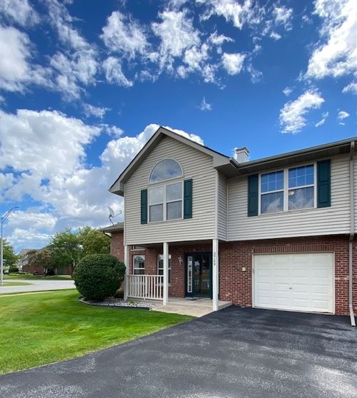 3729 W Glen Dr, Alsip, IL, 60803-1095 | Card Image