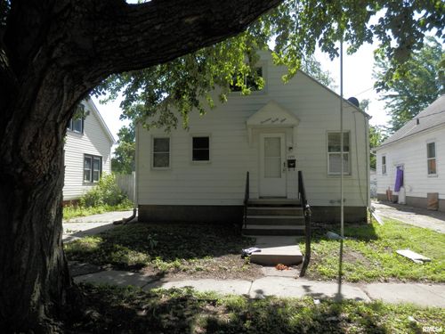 1439 Florence Ave, Galesburg, IL, 61401-2075 | Card Image