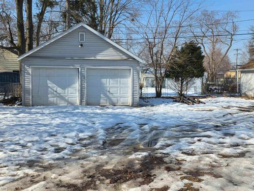 20511 Beatrice St, Livonia, MI, 48152-1852 | Card Image