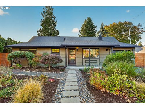 1331 Se 160th Pl, Portland, OR, 97233 | Card Image
