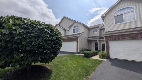 392 Abington Woods Dr, Aurora, IL, 60502-6245 | Card Image
