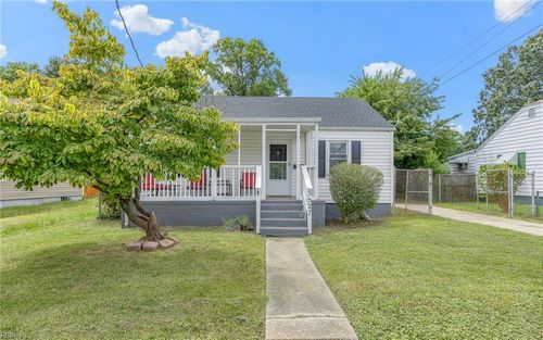 3527 Nottaway St, Norfolk, VA, 23513-4021 | Card Image