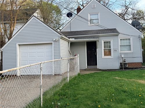 10506 Park Heights Rd, Cleveland, OH, 44104-5620 | Card Image