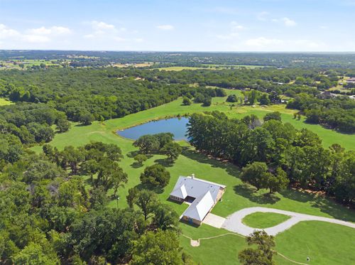 1070 S Reno Rd, Springtown, TX, 76082-6913 | Card Image