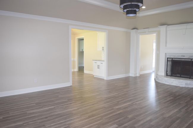 17647 Wise Rd, House other with 3 bedrooms, 3 bathrooms and null parking in Winnie TX | Image 5