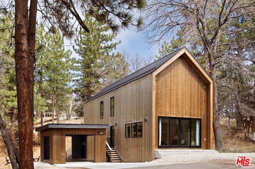 665 Butte Ave, Big Bear Lake, CA, 92315-2205 | Card Image