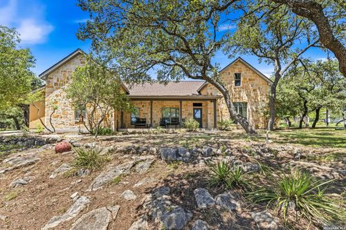 900 Indigo Run Dr, Bulverde, TX, 78163-3217 | Card Image