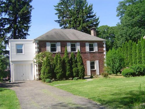 24 Sargent Rd, Scarsdale, NY, 10583-4839 | Card Image
