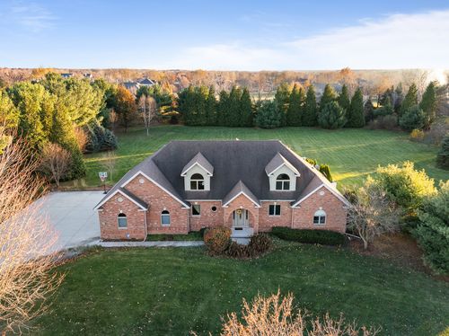 3218 Woodhaven Dr, Bourbonnais, IL, 60914-4904 | Card Image