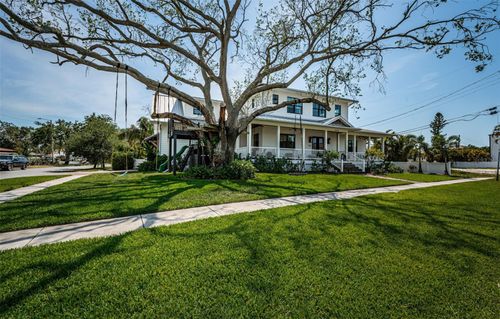 600 Alda Way Ne, St Petersburg, FL, 33704-3002 | Card Image