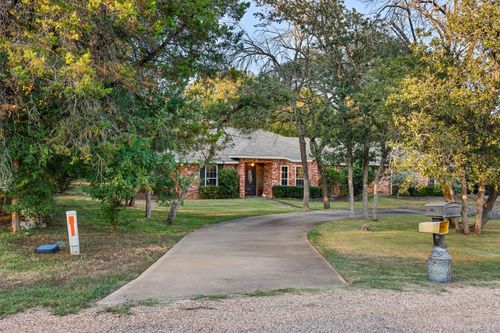 177 Clark Dr, China Spring, TX, 76633-2856 | Card Image
