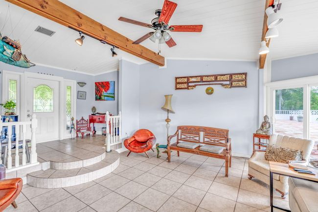Living Room | Image 5