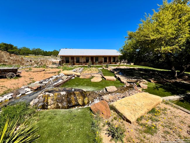 163 Northridge Dr W, House other with 2 bedrooms, 3 bathrooms and null parking in Mountain Home TX | Image 13